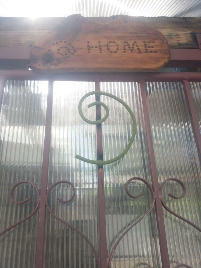 At Home Hostel Korce Exterior foto